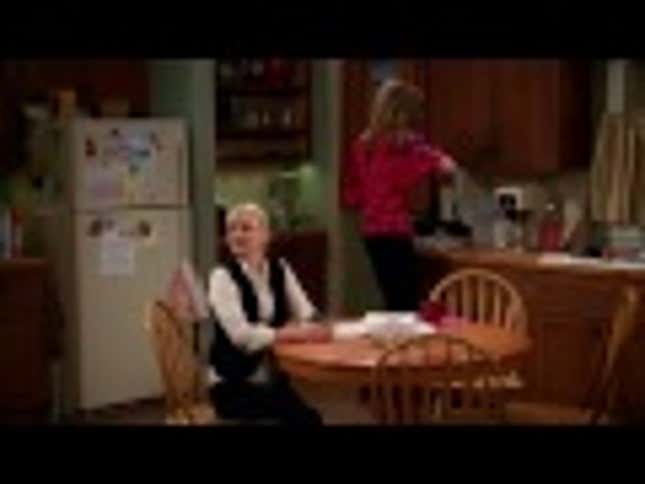 Apparently CBS' <em>Mom</em> Isn't Terrible. (Or at Least Better Than <em>Dads</em>?)