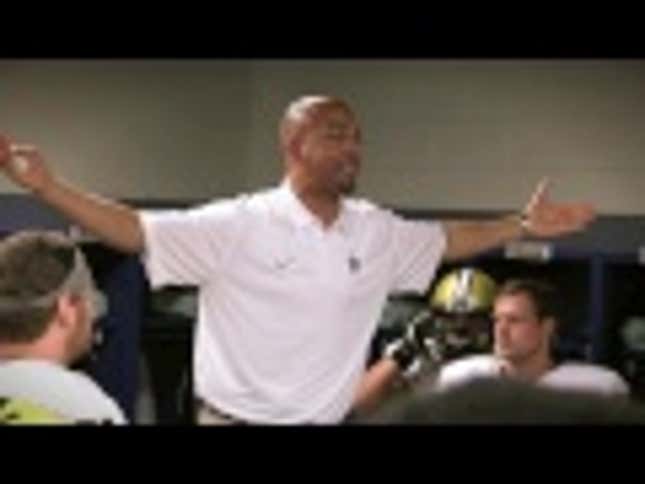 Vanderbilt O-Lineman Motivates His Team By Freaking The Hell Out
