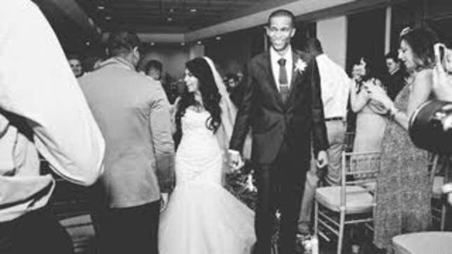 Man Plans Girlfriend's Dream Wedding Using Her Pinterest Boards