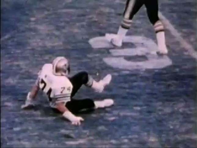 Would You Do It Again? We Ask Former NFLer Derland Moore