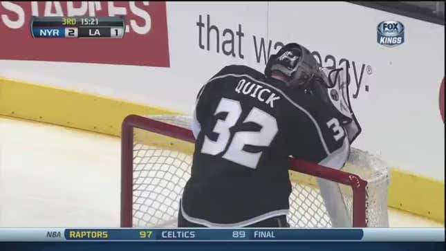 Jonathan Quick Scored A Power Play Goal On Himself