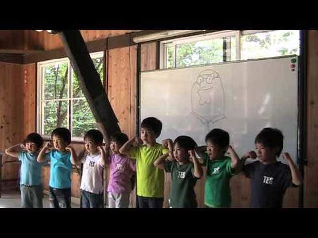 Japanese Children Sing 'Dayman' From 'Always Sunny' and It's Amazing