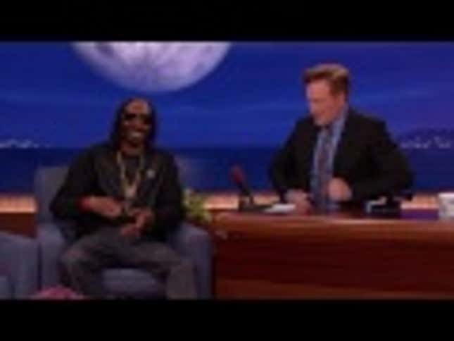 Snoop Dogg Explains Why His Virtual Weed Costs Nearly $100