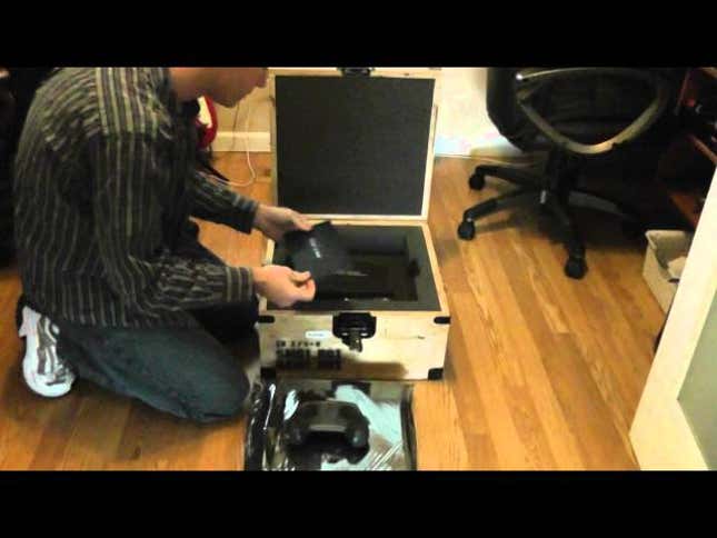 Valve's Steam Machine Delivered To Homes, Gets Unboxed