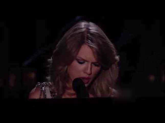 Taylor Swift Is A Terrible <em>Street Fighter</em> Character