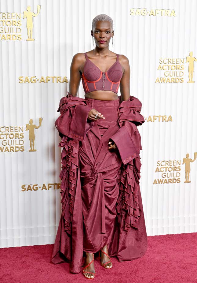 Image for article titled Black Stars Who Shut Down the 2023 SAG Awards Red Carpet