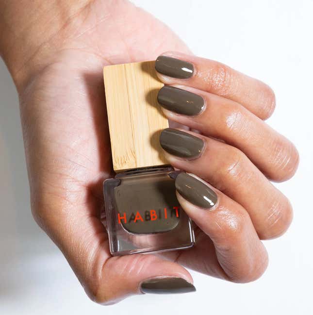 Bild für Artikel mit dem Titel Unsere liebsten Herbst-Nagellackfarben für Schwarze