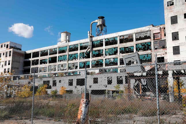 Das geschlossene Fisher Body Plant 21, eine 1984 aufgelöste Abteilung von General Motors, ist am 23. Oktober 2019 in Detroit, Michigan, zu sehen. 