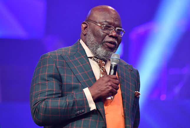 Image for article titled Visibly Upset, T.D. Jakes Addresses Salacious Tiktok Gossip, Regarding Ties With Diddy