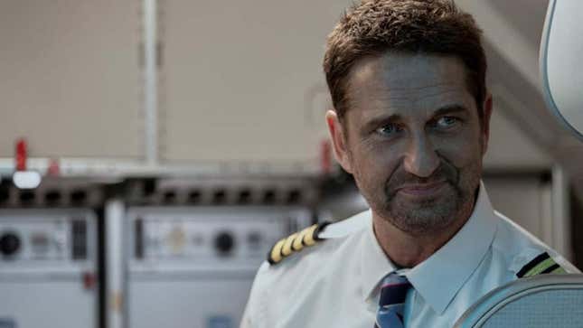 Gerard Butler 2023'ün Uçağı'nda.