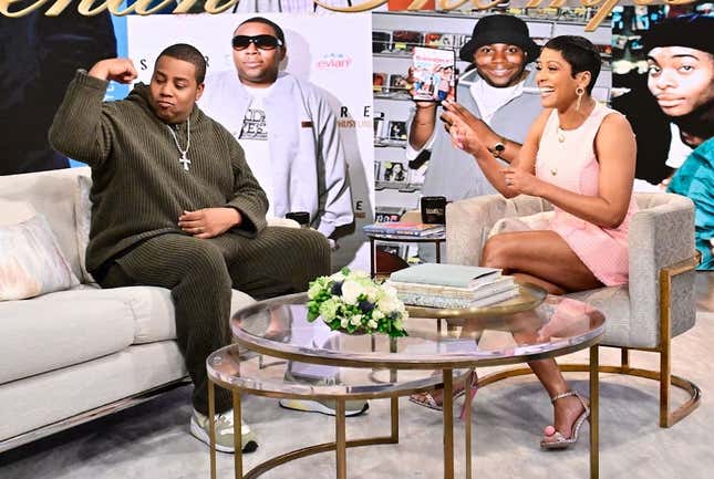 Image for article titled An Emotional Kenan Thompson Addresses the Shocking Kid TV Docuseries: &#39;Quiet on Set&#39;