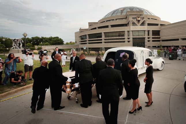 DETROIT, MI - AUGUST 29: The remains of Aretha Franklin arrive at the Charles H. Wright Museum of African-American History where she will lie in repose for a second day of public viewing on August 29, 2018 in Detroit, Michigan. Franklin’s funeral will be held Friday at Greater Grace Temple. 