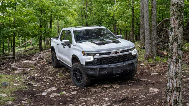 Image for article titled Chevrolet Unveils the Silverado ZR2 Bison To Challenge Off-Road Competitors