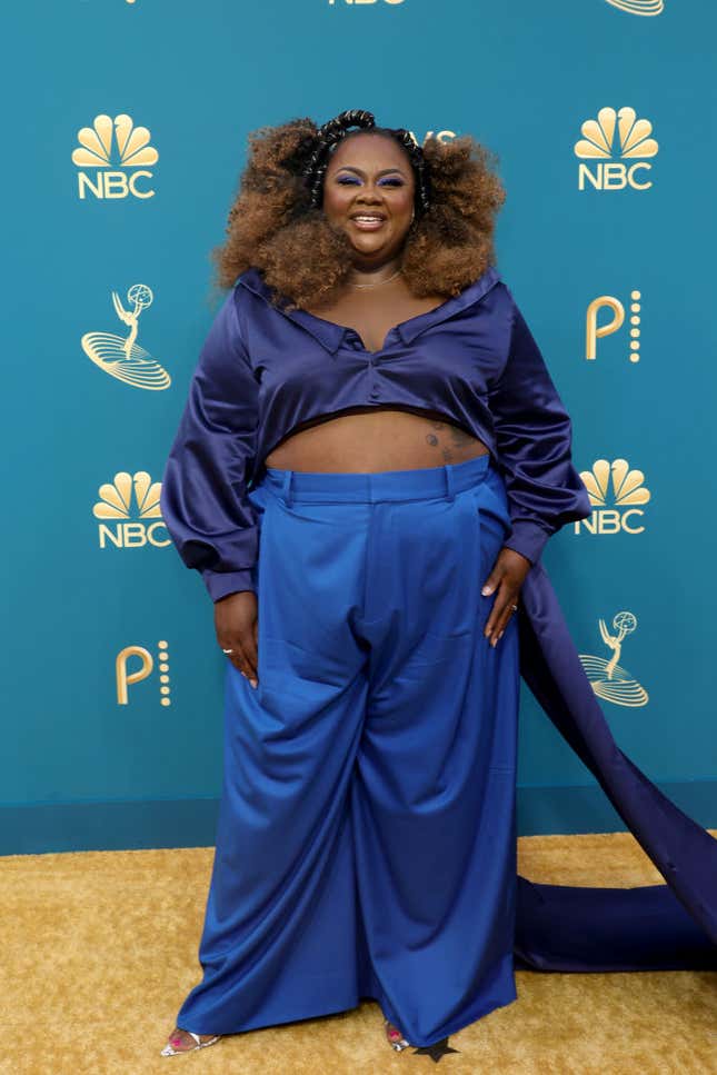 Image for article titled 2022 Emmys Red Carpet Looks