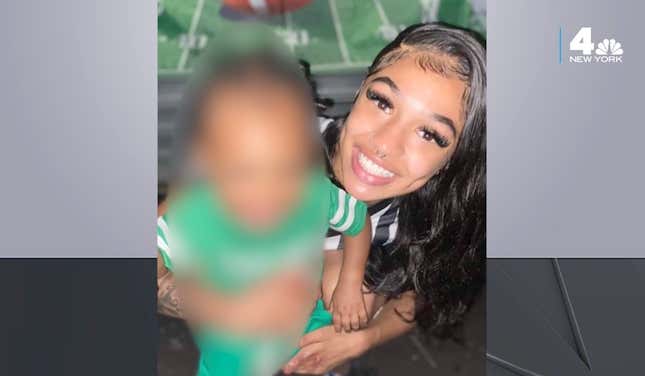 Image for article titled 20-Year-Old Woman Executed in NYC, Mother Says the City Failed Her