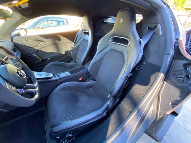 The comfort seats inside the GT2 Stradale