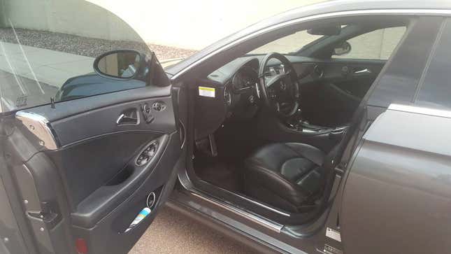 Image for article titled At $20,500, Does This 2008 Mercedes-Benz CLS 63 AMG Aim To Please?