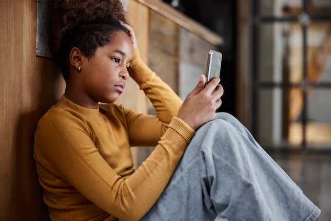 Image for article titled Want More Emojis With Actual Black Hairstyles? This London-Based Company is On It