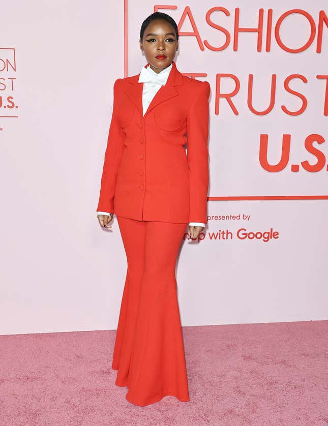 Janelle Monáe kommt am Dienstag, den 9. April 2024, bei den Fashion Trust US Awards 2024 an, die in einer privaten Residenz in Beverly Hills, Kalifornien, stattfinden.