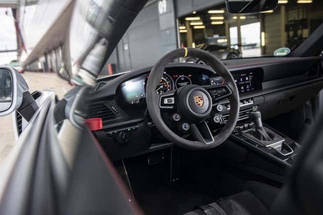 Image for article titled Every Ridiculous High-Tech Feature on the 2023 Porsche 911 GT3 RS