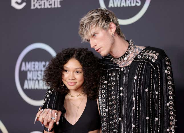 Image for article titled Wait, Machine Gun Kelly Has a Black Daughter?? Here's What We Know
