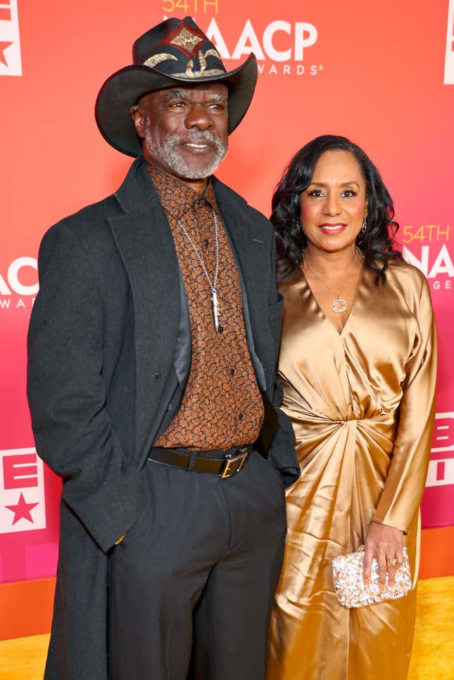 Image for article titled 2023 NAACP Image Awards&#39; Red Carpet Sparkled With A-Listers [Updated]