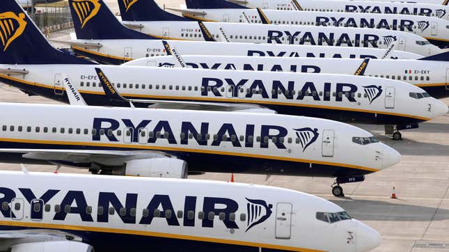 Ryanair planes