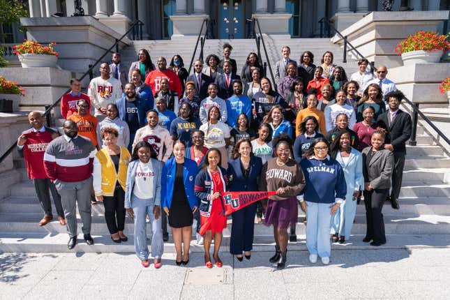 Image for article titled Kamala Harris Touts Her Howard Roots as She Closes Out HBCU Week