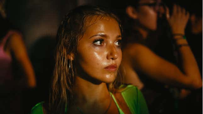 Image for article titled How to Have Sex Puts Unflinching Focus On a Frighteningly Familiar Story