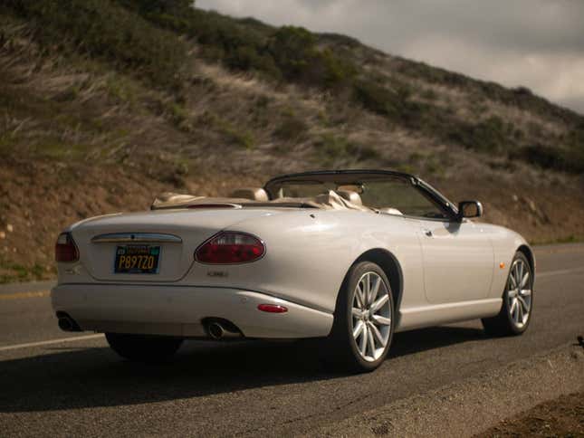Image for article titled At $15,000, Is This 2005 Jaguar XK8 a Superb Deal?