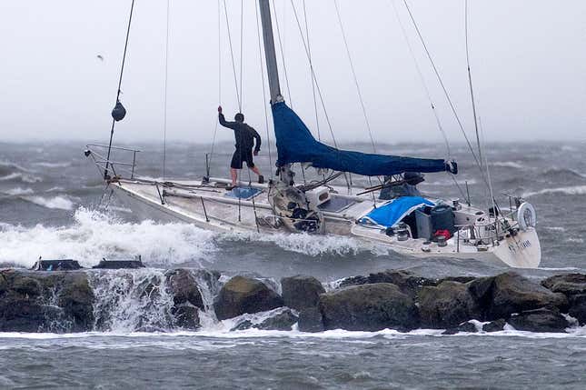 Image for article titled Photos: California&#39;s Coastline Under Siege by Atmospheric River