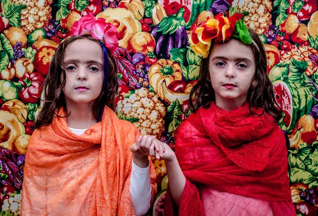 Image for article titled Photos: Anyone in the world can be Frida Kahlo