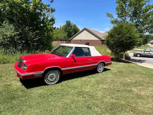 Image for article titled At $5,000, Is This 1982 Chrysler LeBaron Le Bargain?