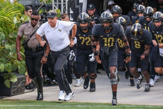 Report: UCF Extends Coach Gus Malzahn Through 2027