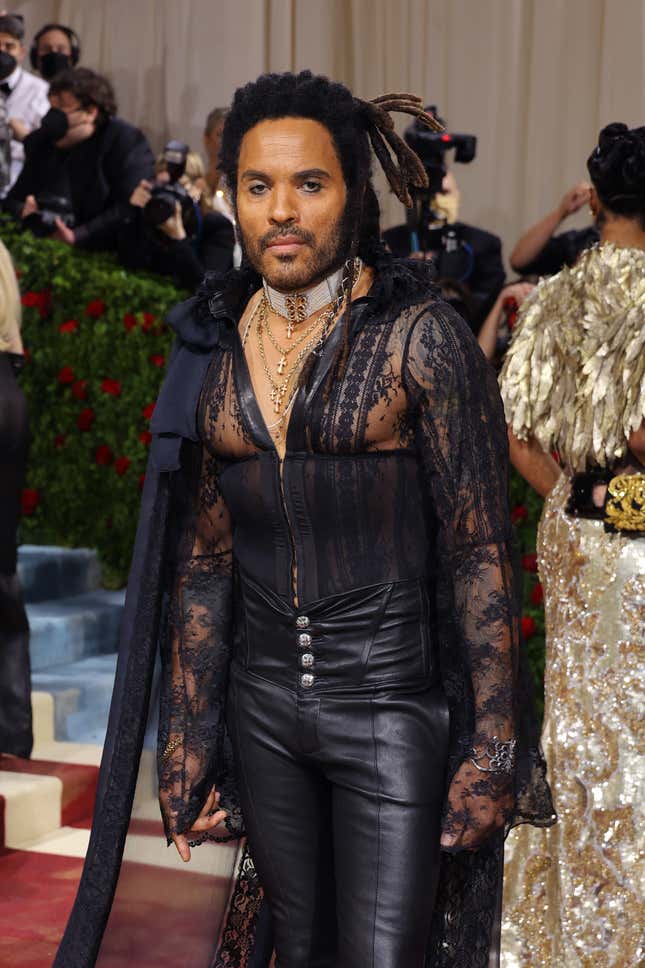 Image for article titled Met Gala 2022: All the Looks That Gave Us John Jacob Astor or Just Half-Assed