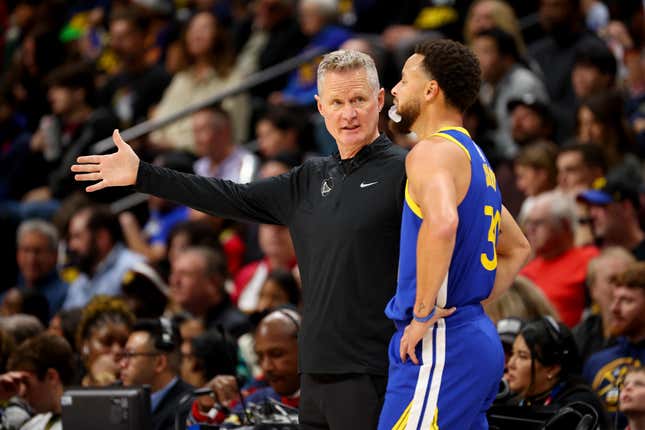 Image for article titled Steve Kerr officiating complaints come across as sour grapes to some