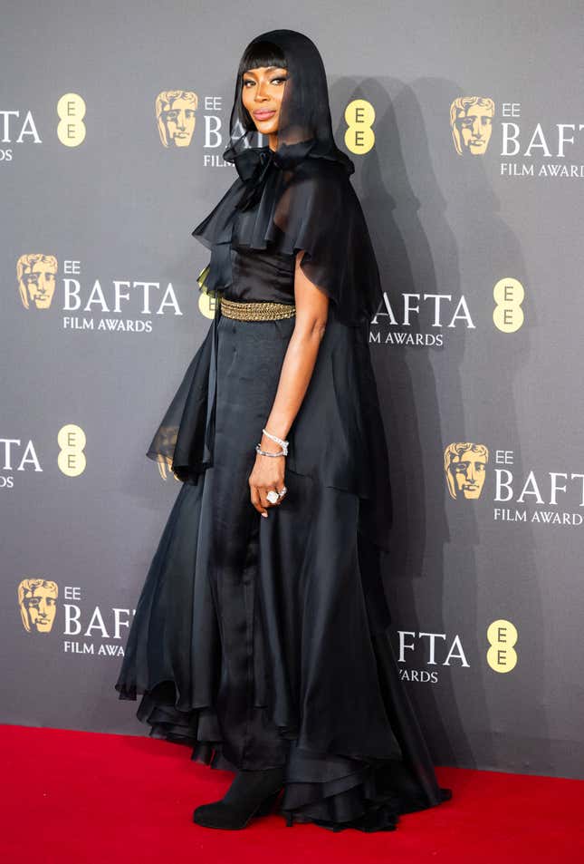  Naomi Campbell attends the 2024 EE BAFTA Film Awards at The Royal Festival Hall on February 18, 2024 in London, England.