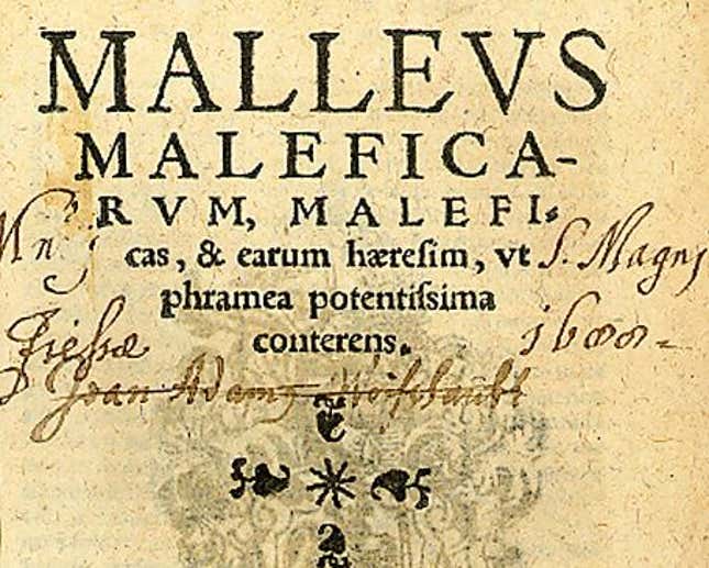 Malleus Maleficarum's inside text, with notes.