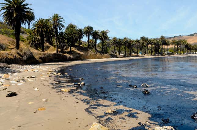 The oil-soaked shoreline at Refugio Beach Campground.