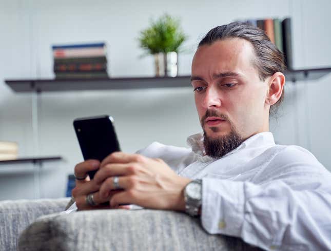 Image for article titled ‘They’ll Know What I Mean,’ Says Man Putting ‘Goofball’ In Tinder Profile After Forgetting Word For Psychopath