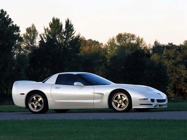 2002 Chevrolet Corvette Z06 "White Shark" Concept 