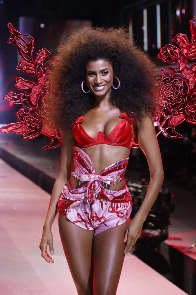 Imaan Hammam on the runway at the Victoria’s Secret Fashion Show held at the Brooklyn Navy Yard on October 15, 2024 in New York, New York.