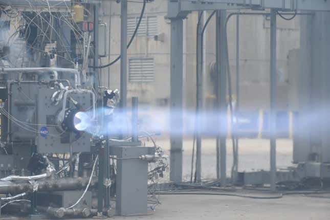 A test burn of a 3D-printed rotating detonation rocket engine releases a plume