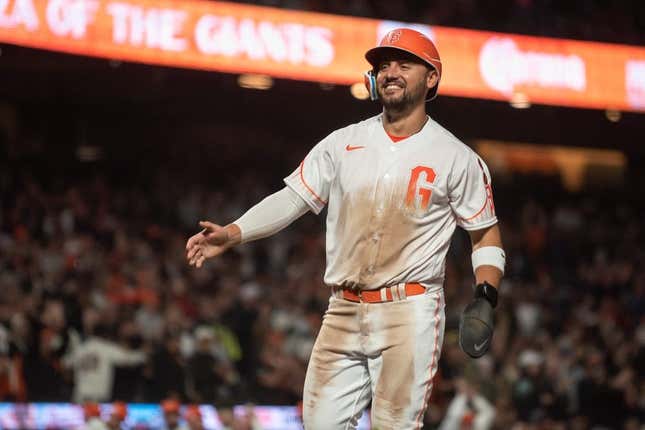 LOS ANGELES, CA - SEPTEMBER 21: San Francisco Giants right fielder