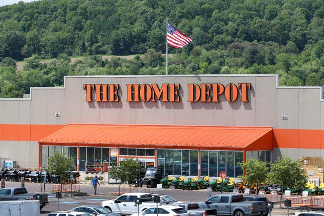 Un magasin de bricolage Home Depot à Bloomsburg, Pennsylvanie.