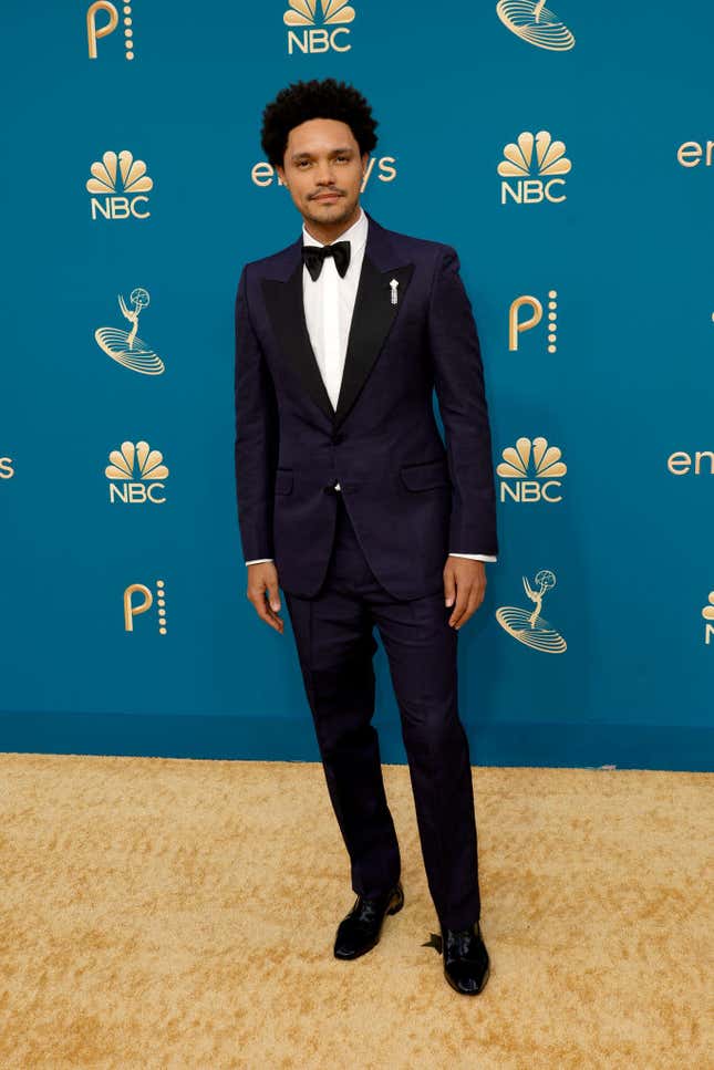 Image for article titled 2022 Emmys Red Carpet Looks