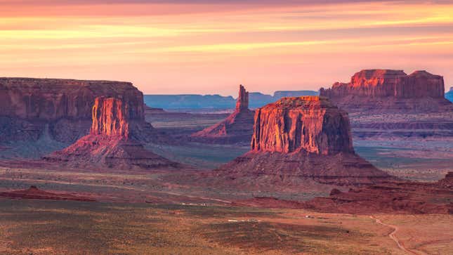 Monument Valley bei Sonnenuntergang