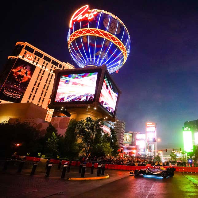 Image for article titled They are racing Formula 1 cars in the streets of Las Vegas. Here&#39;s everything you need to know about it