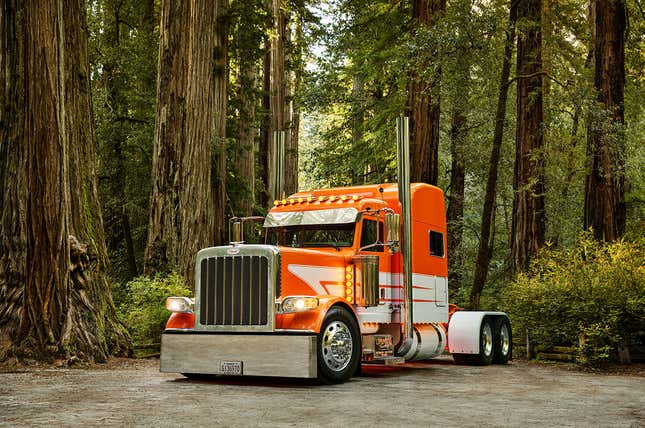 Image for article titled Fashion Photographer Captures the Most Beautiful Big-Rigs on Earth