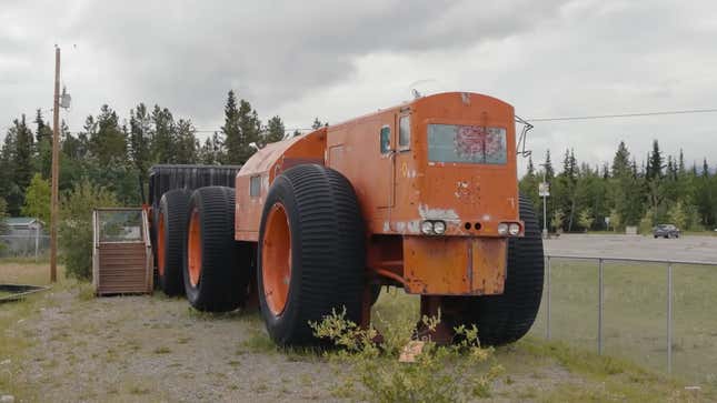 A photo of the Sno-Train at a museum in Canada. 